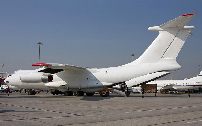 Ilyushin-IL-76TD-flyme-avition.jpg